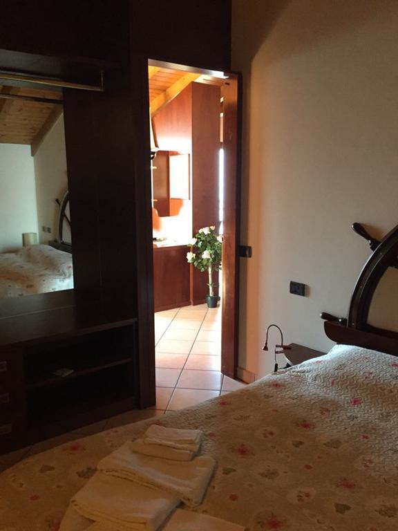 Ferienwohnung Apartment Laveno-Mombello Luaran gambar