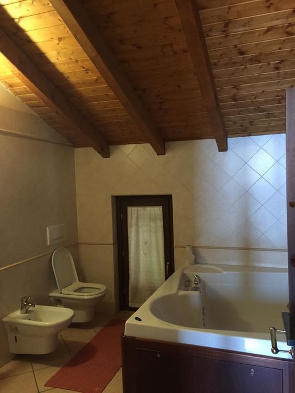 Ferienwohnung Apartment Laveno-Mombello Luaran gambar